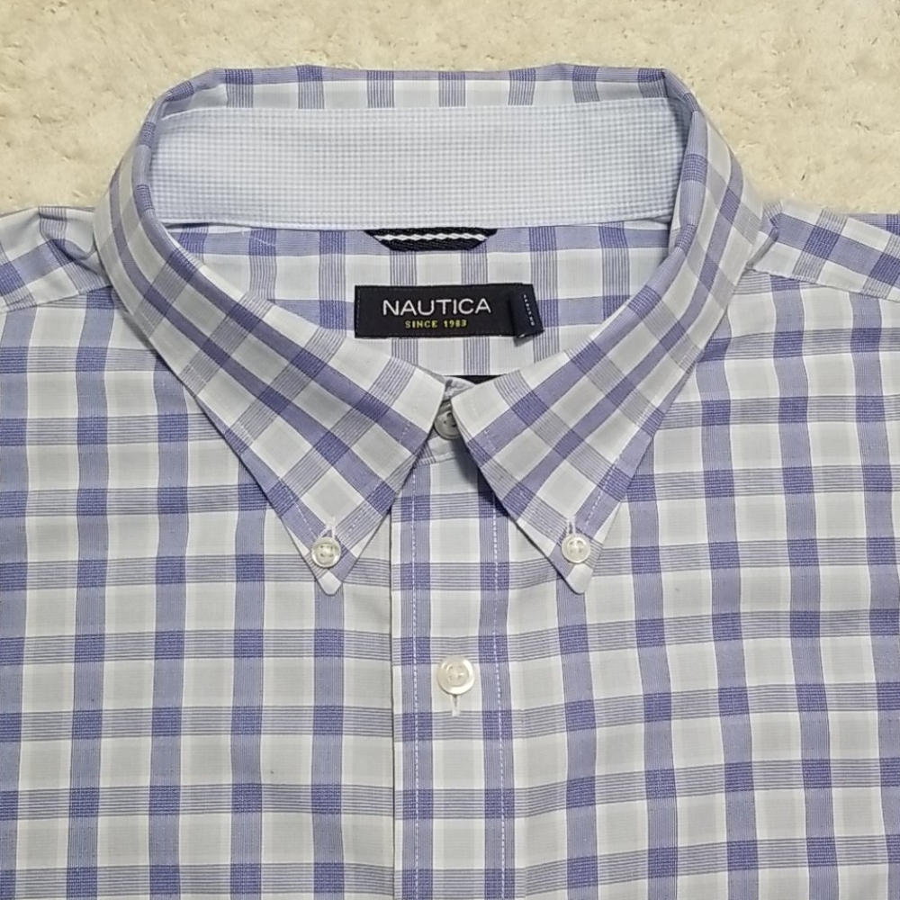 Nautica Plaid A Bit Trimmer Button Up Shir - Picture 2 of 8